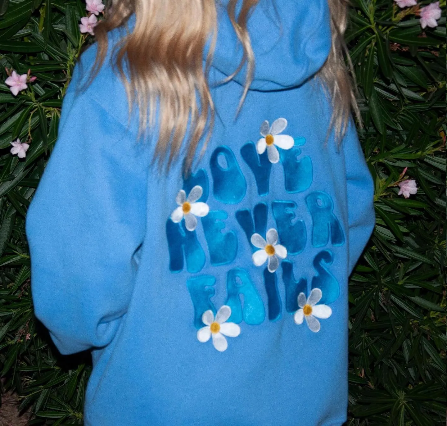 Women Teen Girls Cute Embroidered Flower Ocean Graphic Hoodies Coastal Preppy Long Sleeve Pocket Hoodie Sweatshirts