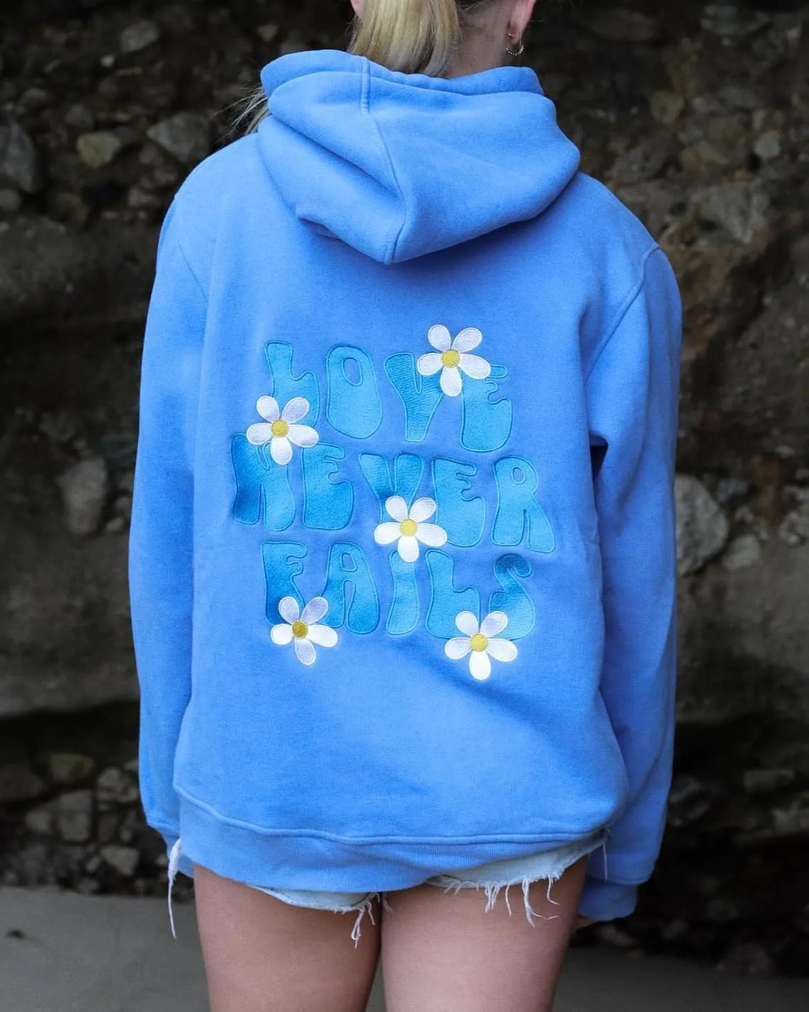 Women Teen Girls Cute Embroidered Flower Ocean Graphic Hoodies Coastal Preppy Long Sleeve Pocket Hoodie Sweatshirts